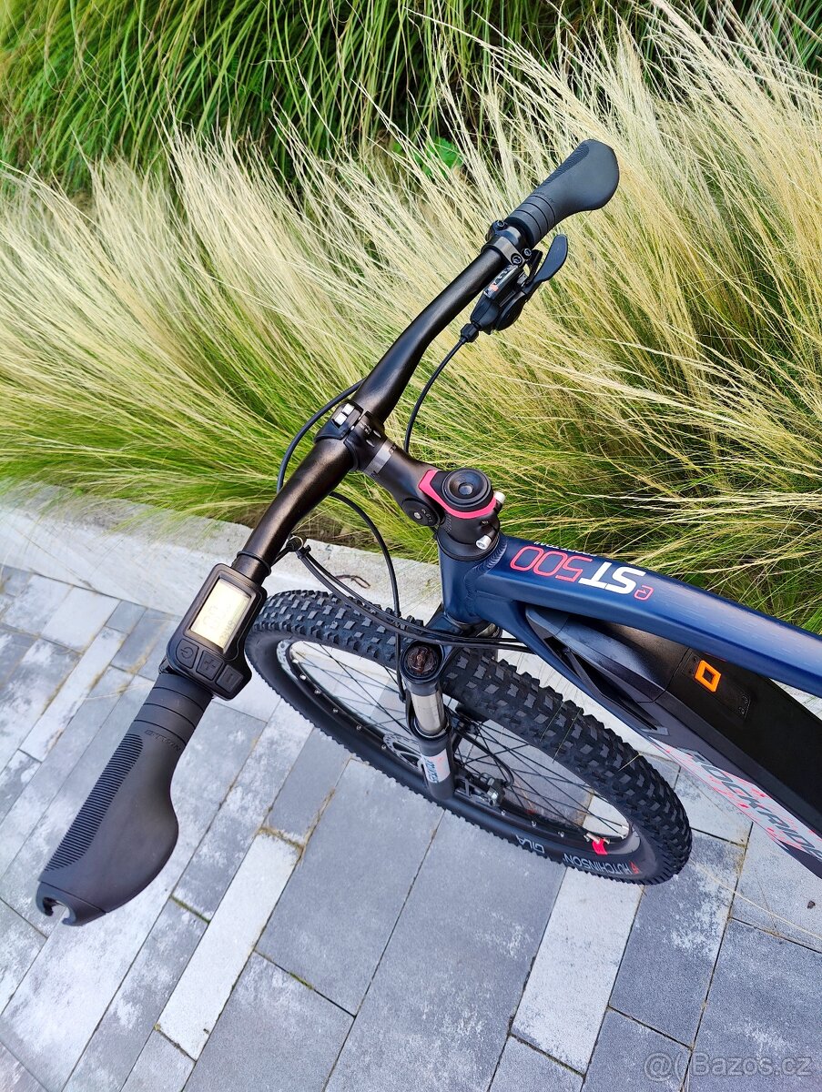 Elektrokolo Rockrider E-ST 500, stav nového - 2