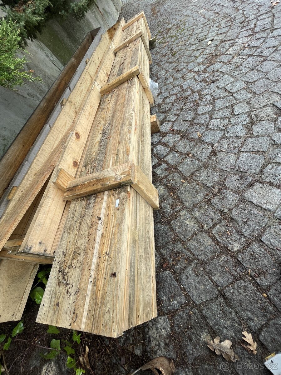 Dřevěné bedny/prkna - 2