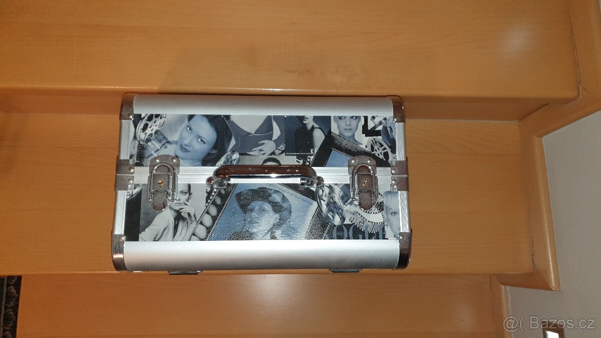 Kadeřnický kufřík - NOVÝ - 2