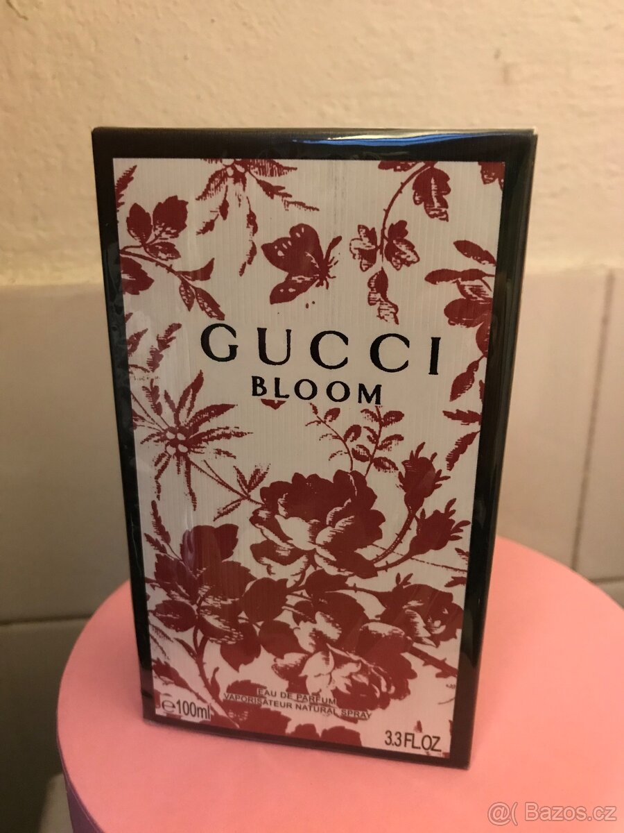 Prodám parfém(dámský) - 2