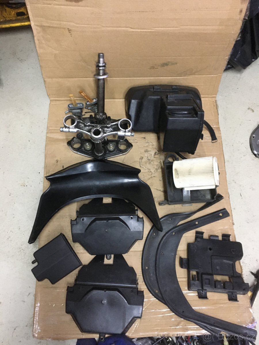Yamaha XJ 900-sortiment dílů - 2