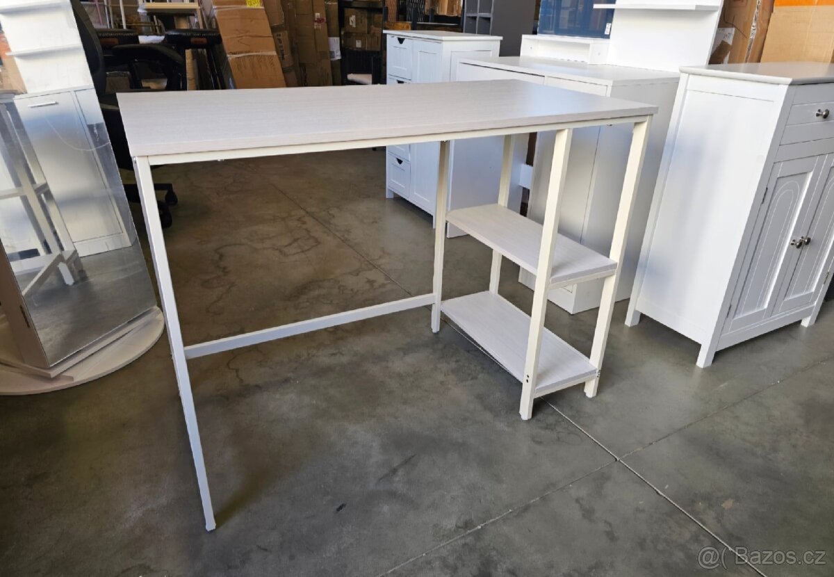 Nový psací stůl.... - 2