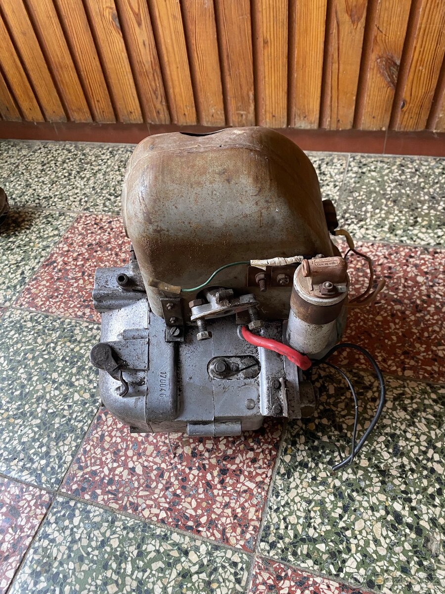 Motor skútr manet, tatran - 2