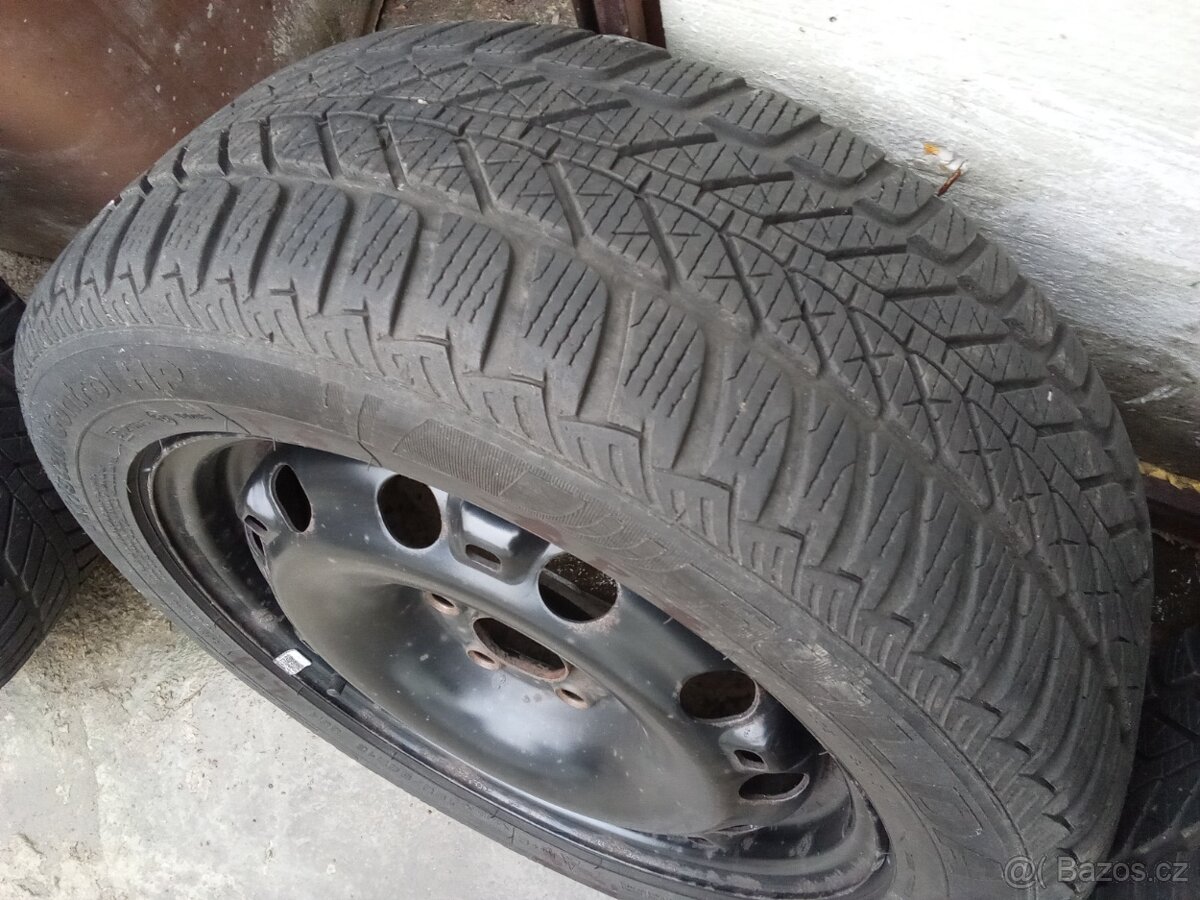 Sada zimních pneu 195/55r15+plechace - 2