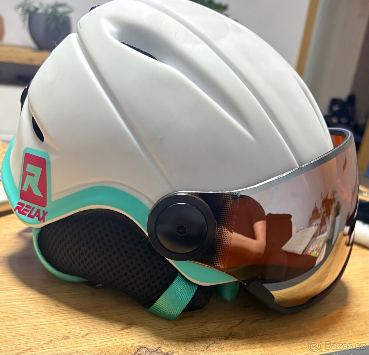 Lyžařská helma se štítem dětská - 2