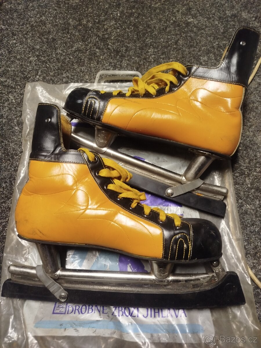 Lední brusle "Kanady" - 2