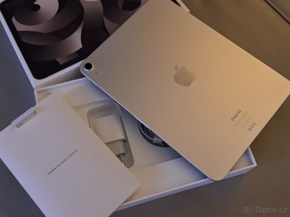 iPad Air M1 64GB Wifi hvezdne bily 2022 tablet - 2