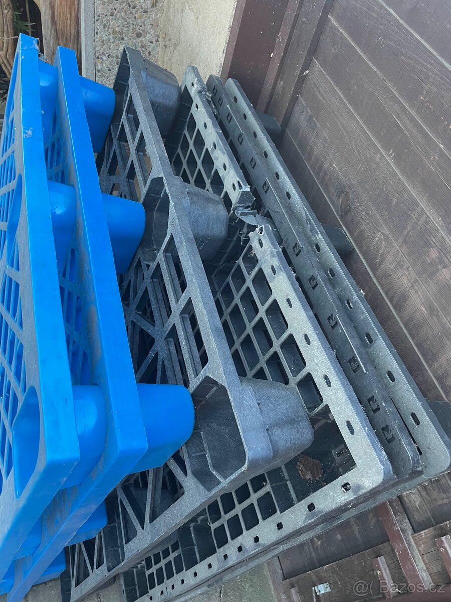 plastové palety - 2