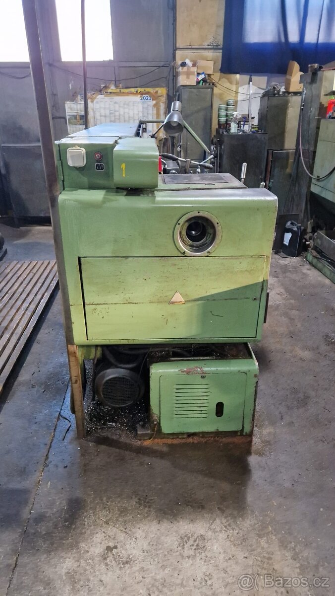 Sústruh SUI 40/1500 - 2