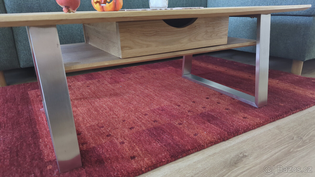 Konferenční stolek - 2