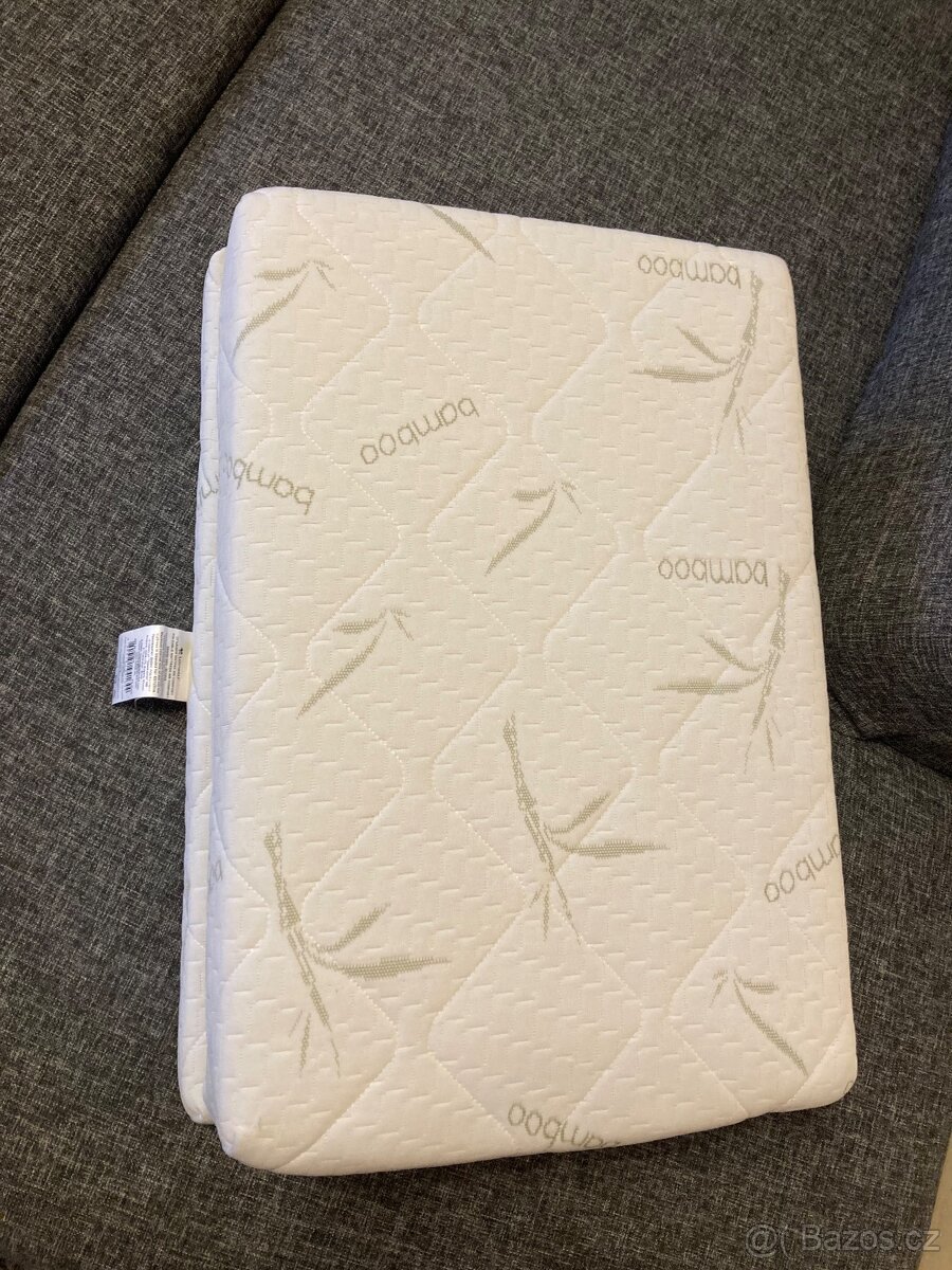 Skládací matrace do dětské cestovní postýlky - 2