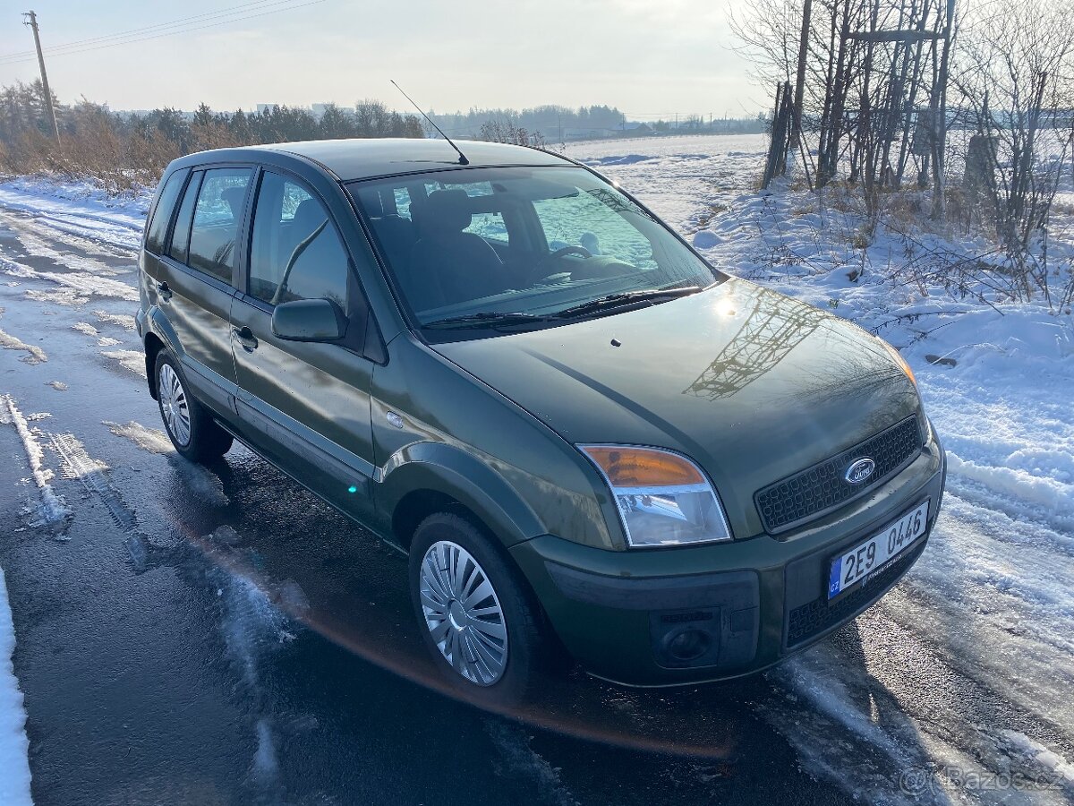 FUSION FACELIFT 1.4 16V 59KW,,KLIMA,,VYHŘEV OKNA,,ZELENÁ MET - 2