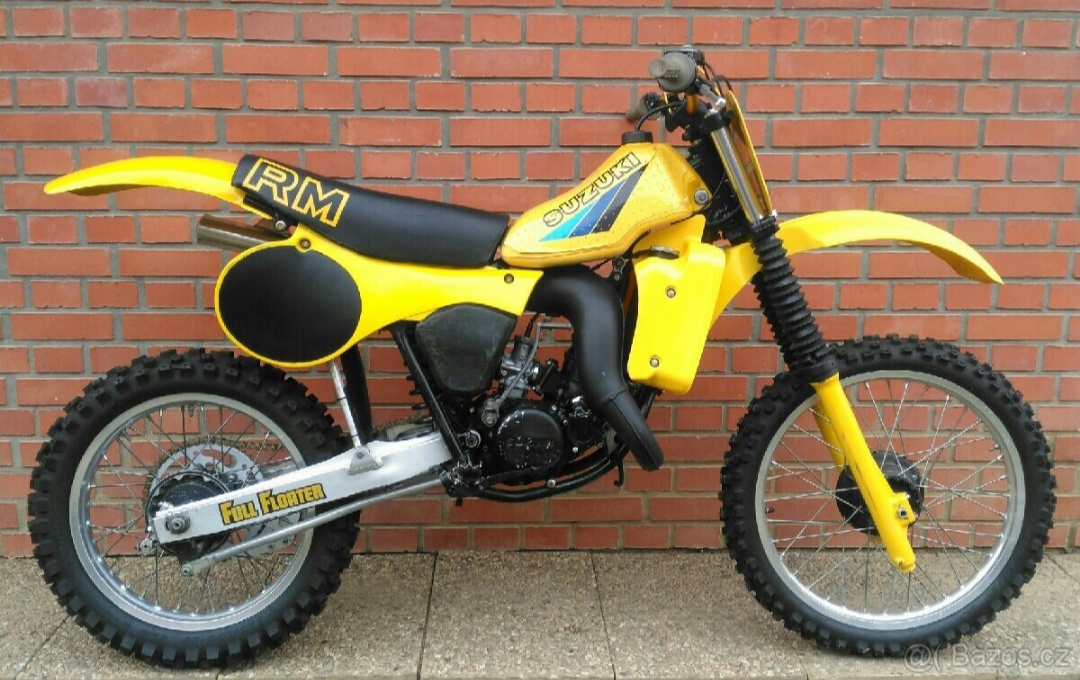 Suzuki RM 125 2T 1983 /TOP STAV/ •••PO RENOVACI••• - 2