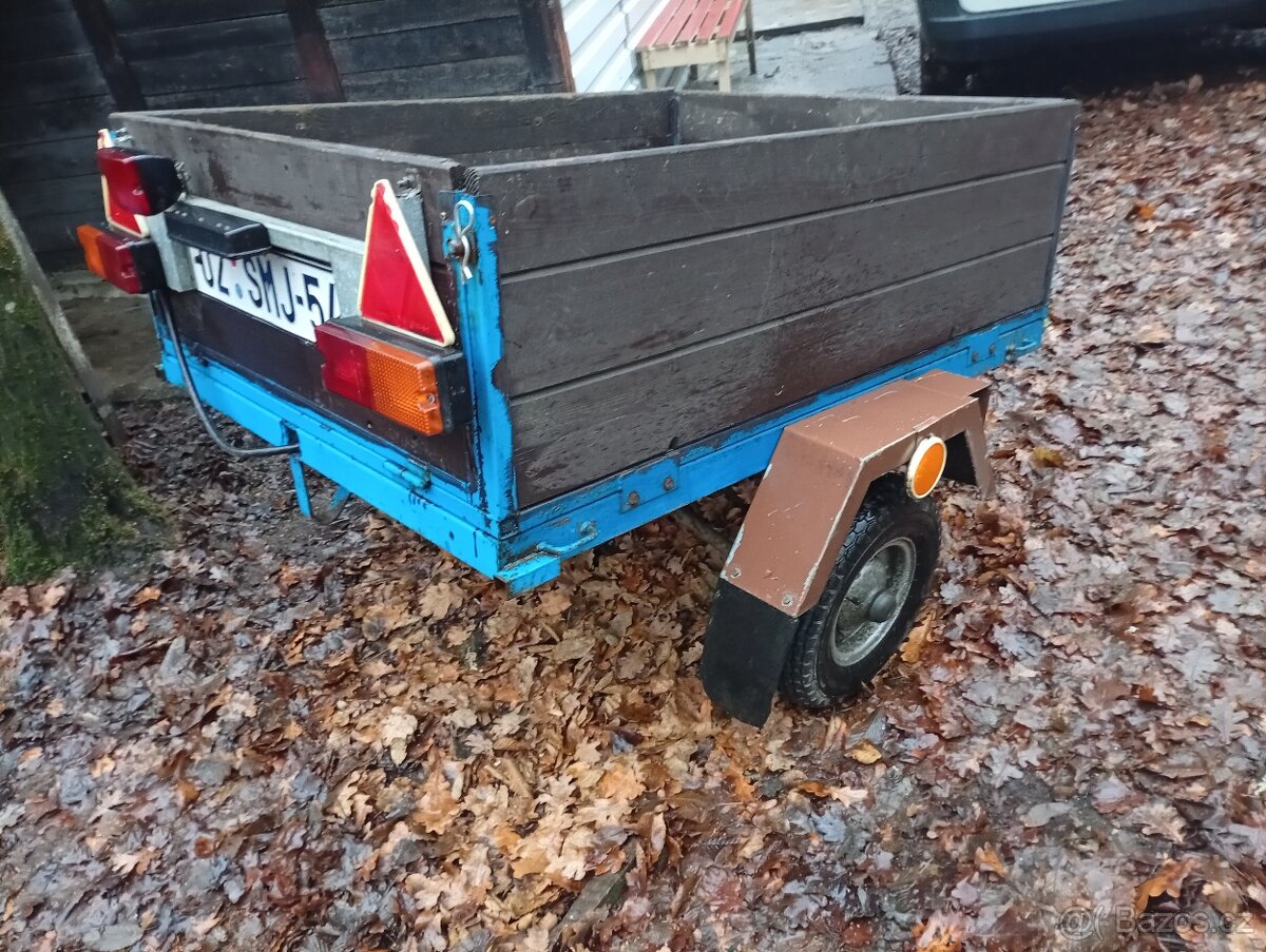 Přívěsný vozík v dobrém stavu - 2