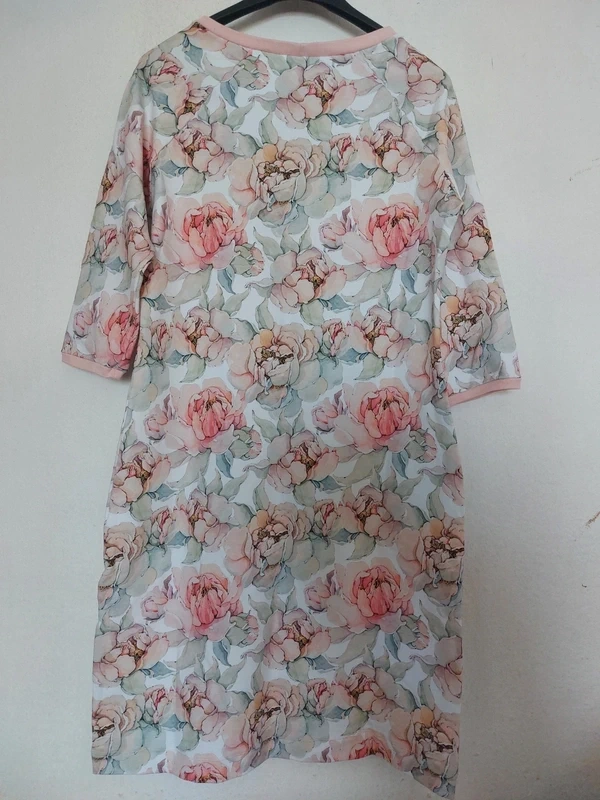 Ručně šité šaty - 2