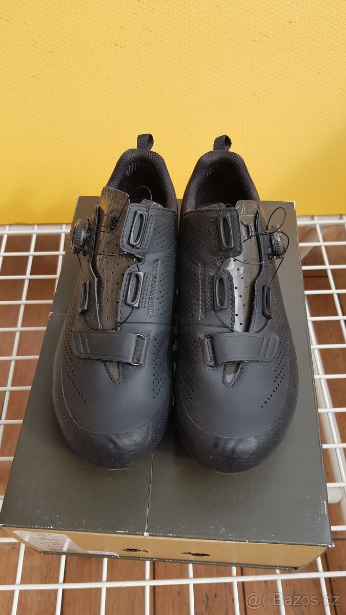 Prodám tretry Fizik Terra X5, velikost 43,5 - 2