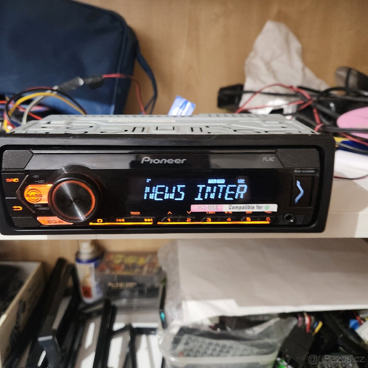 PUONEER MVH-S120UBA USB AUX RDS - 2