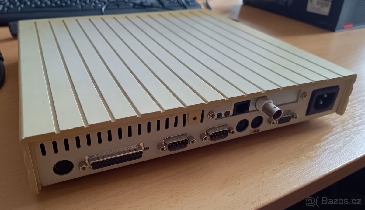 Retro PC Elonex WS-425X z roku 1993 - 2