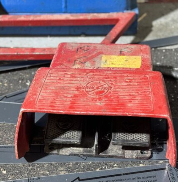 OHÝBAČKA PLECHU JORNS - 2