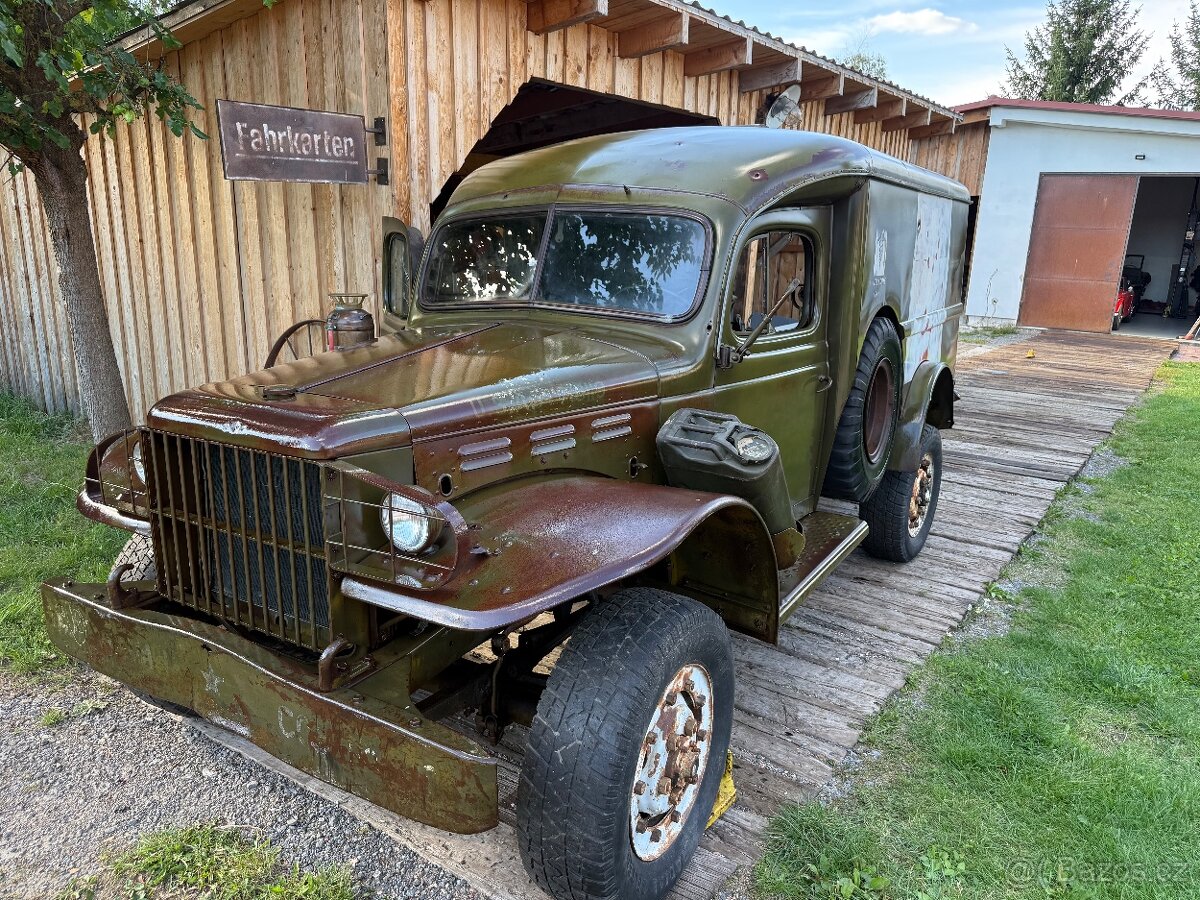 Dodge wc Ambulance - 2