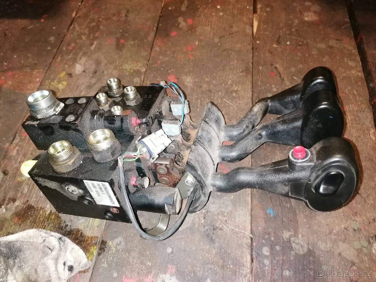 Hydraulický rozvaděč - 2