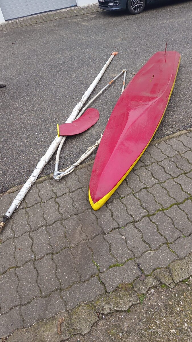 Windsurfing - starý retro s plachtou - 2