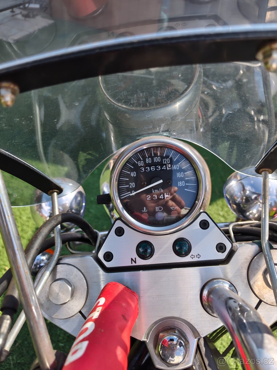 Suzuki marauder - 2