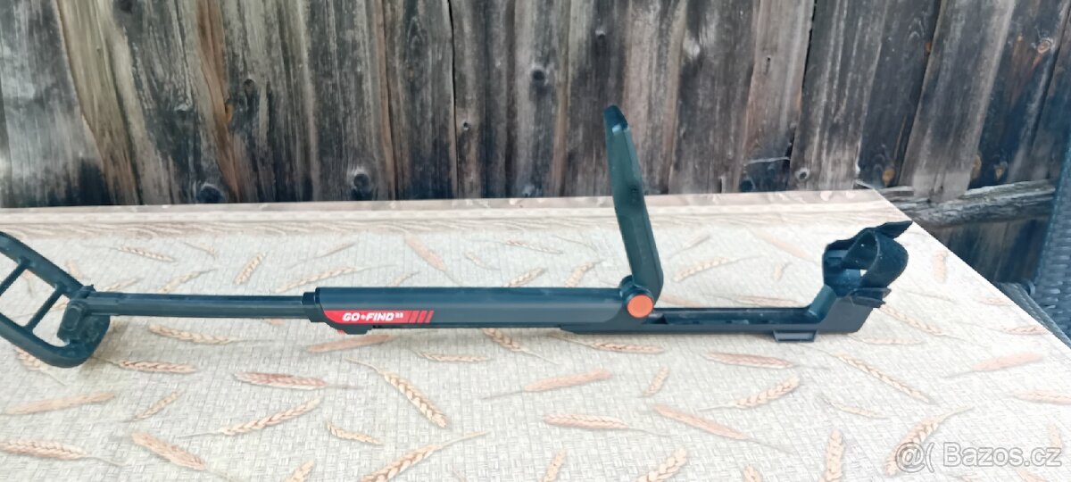Detektor kovu Minelab - 2