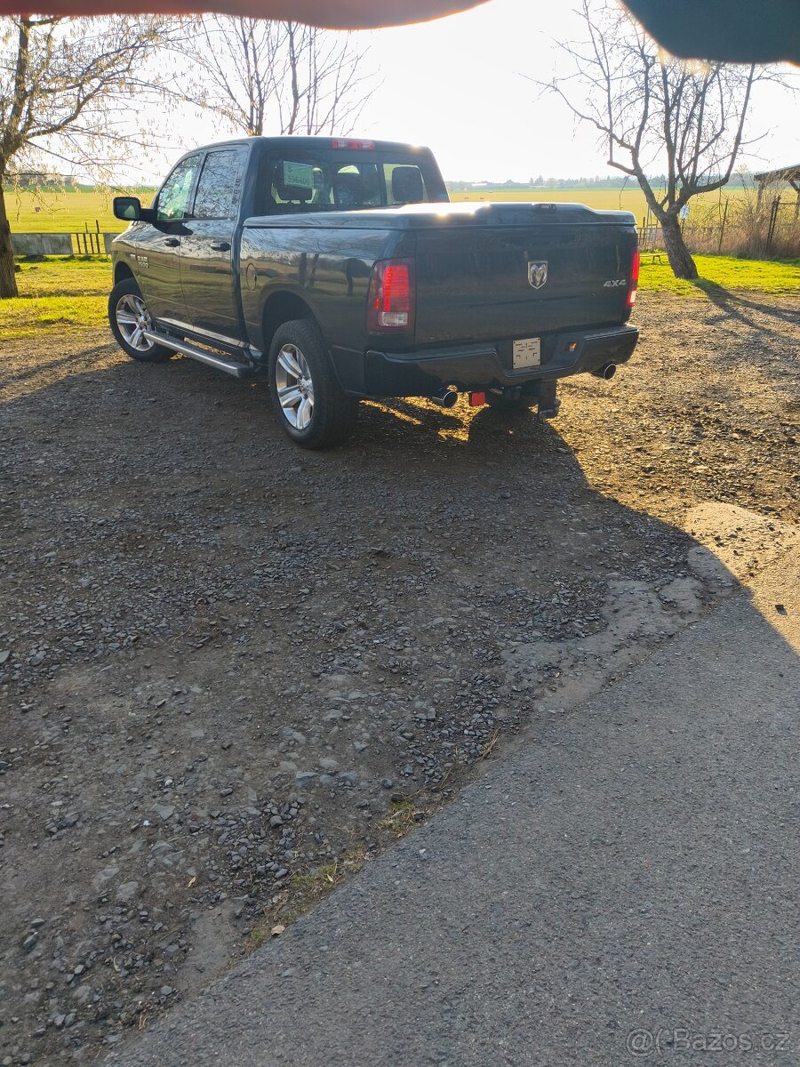 Dodge RAM - 2