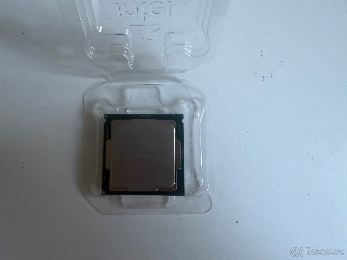Intel i5-8500 3GHz 8. generace (Coffee Lake) Socket LGA 1151 - 2