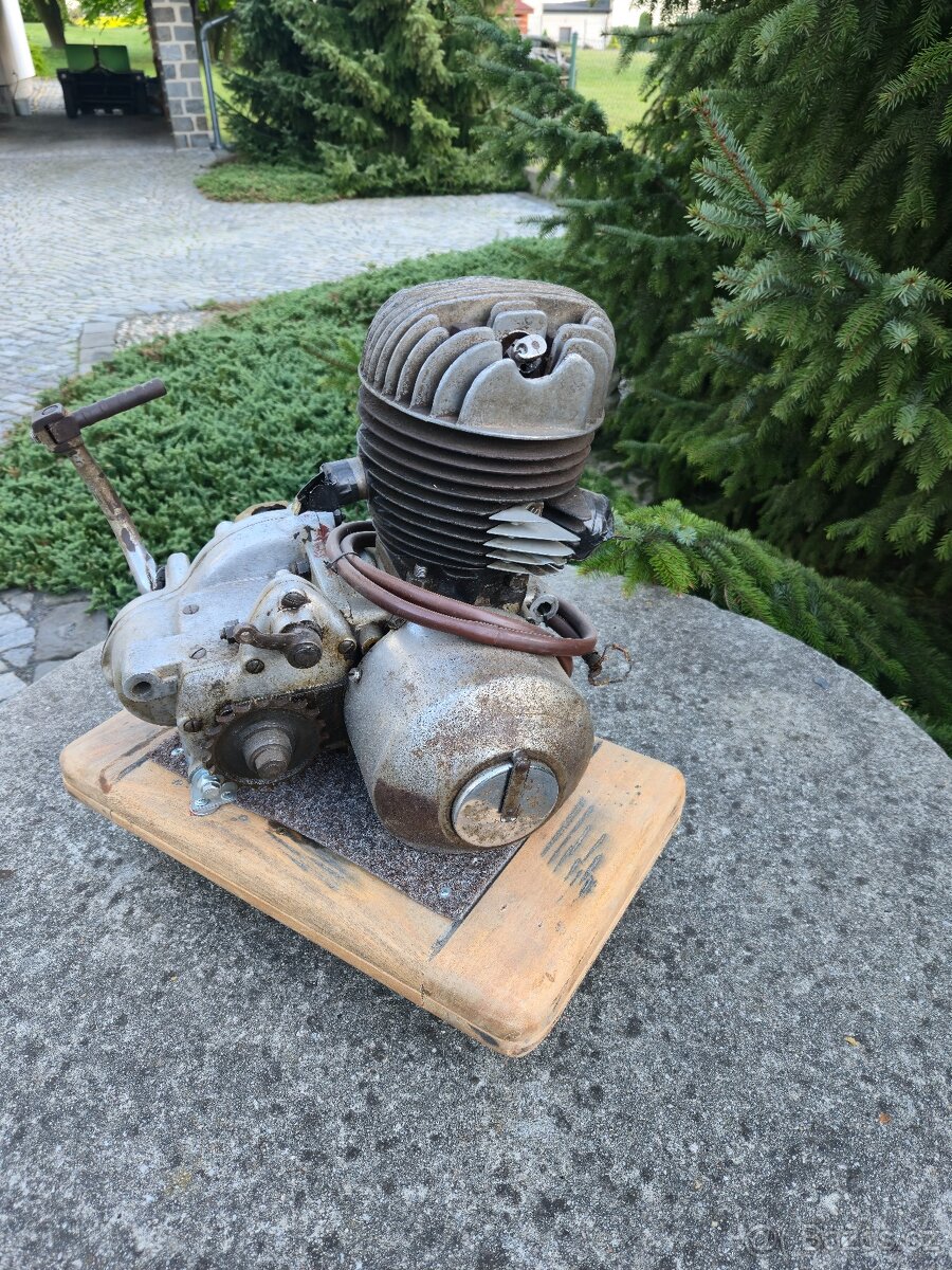 Prodám motor DKW - 2