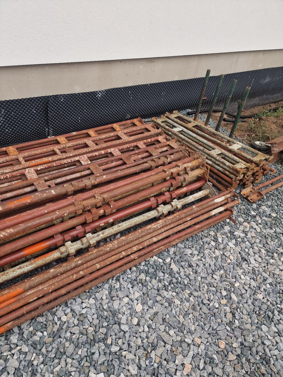 Haki lešení kostky i díly - 2