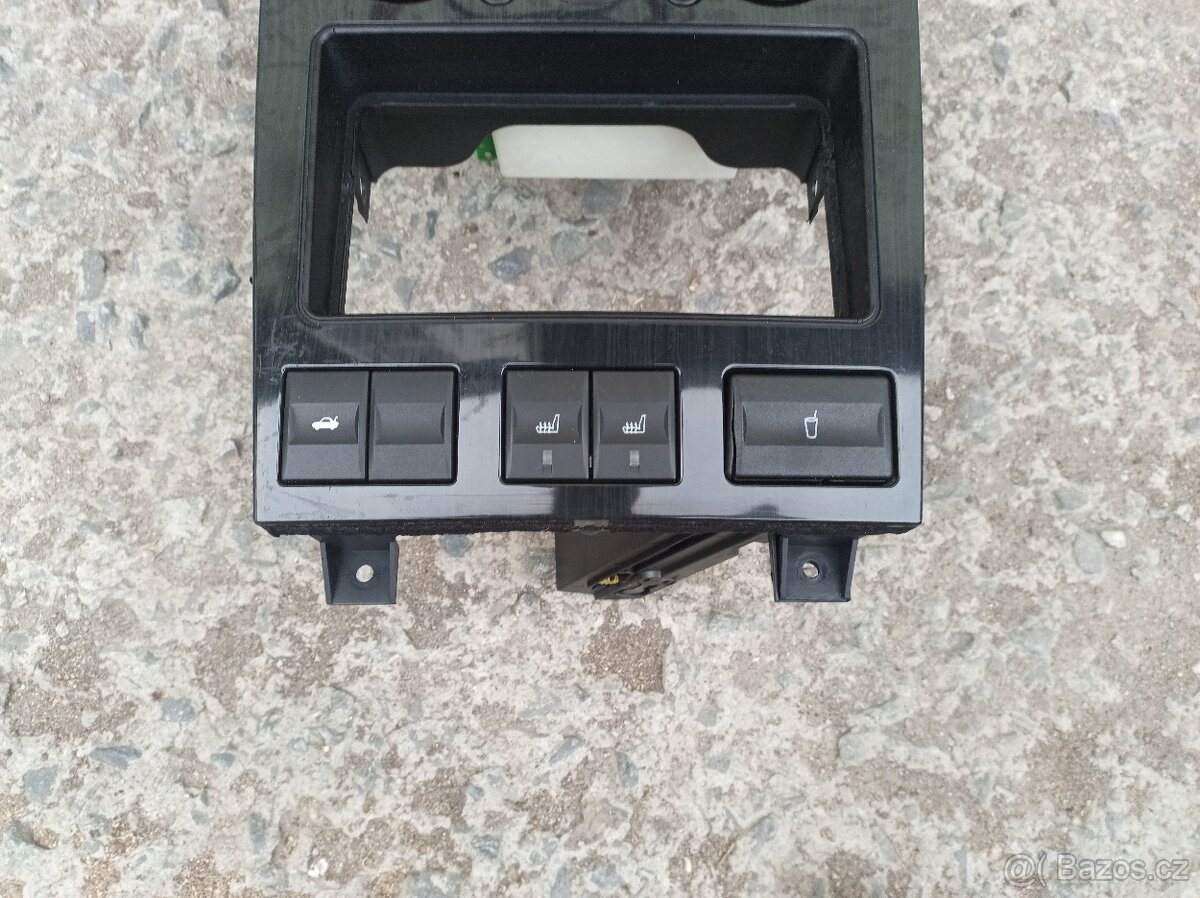 Ford Mondeo MK3 - Panel klimatizace - 2