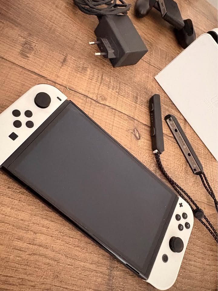 Nintendo Switch OLED - 2