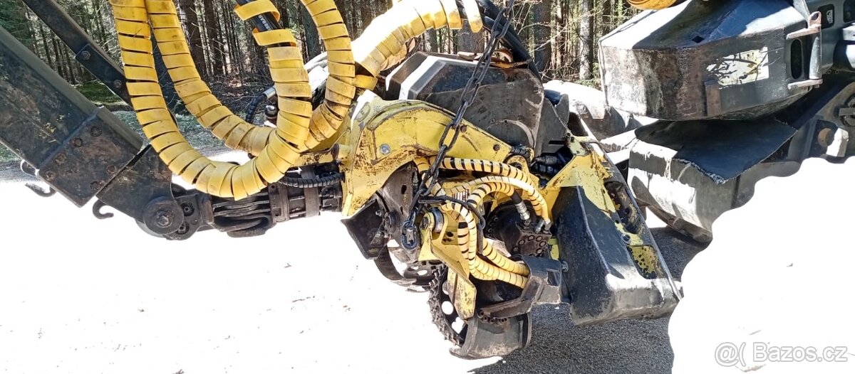 Harvestor John Deere 1070D - 2