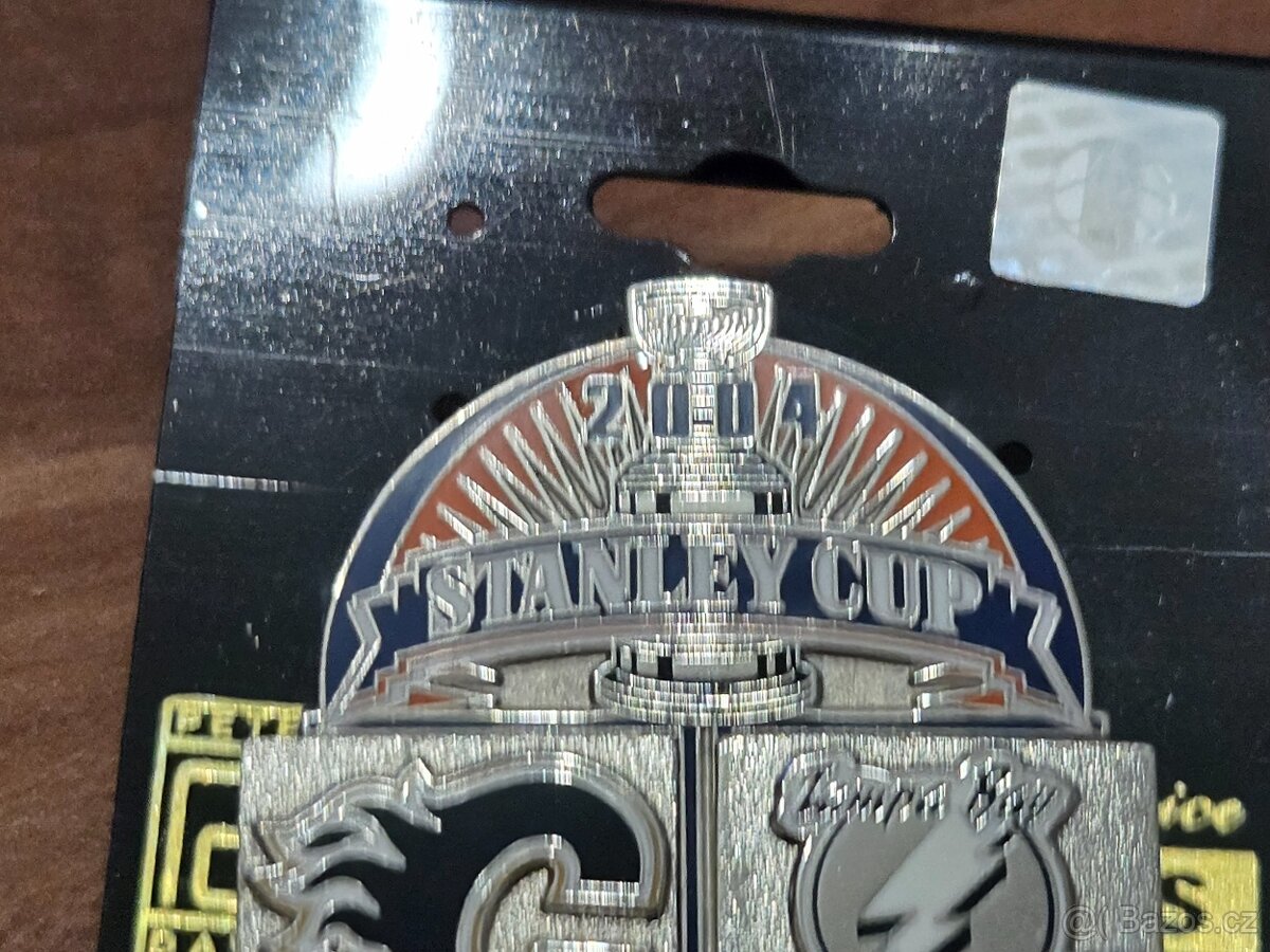ODZNAK(PIN)STANLEY CUP 2004 - 2