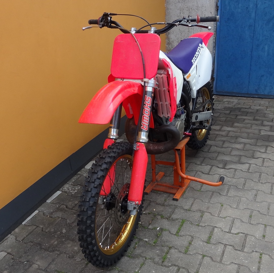 HONDA CR 250 R - 2