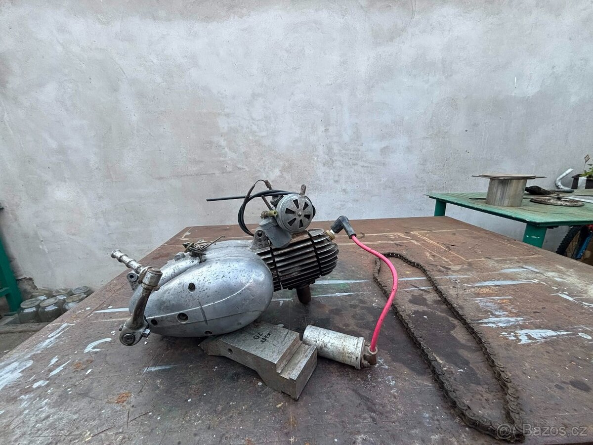 Motor pařez - 2