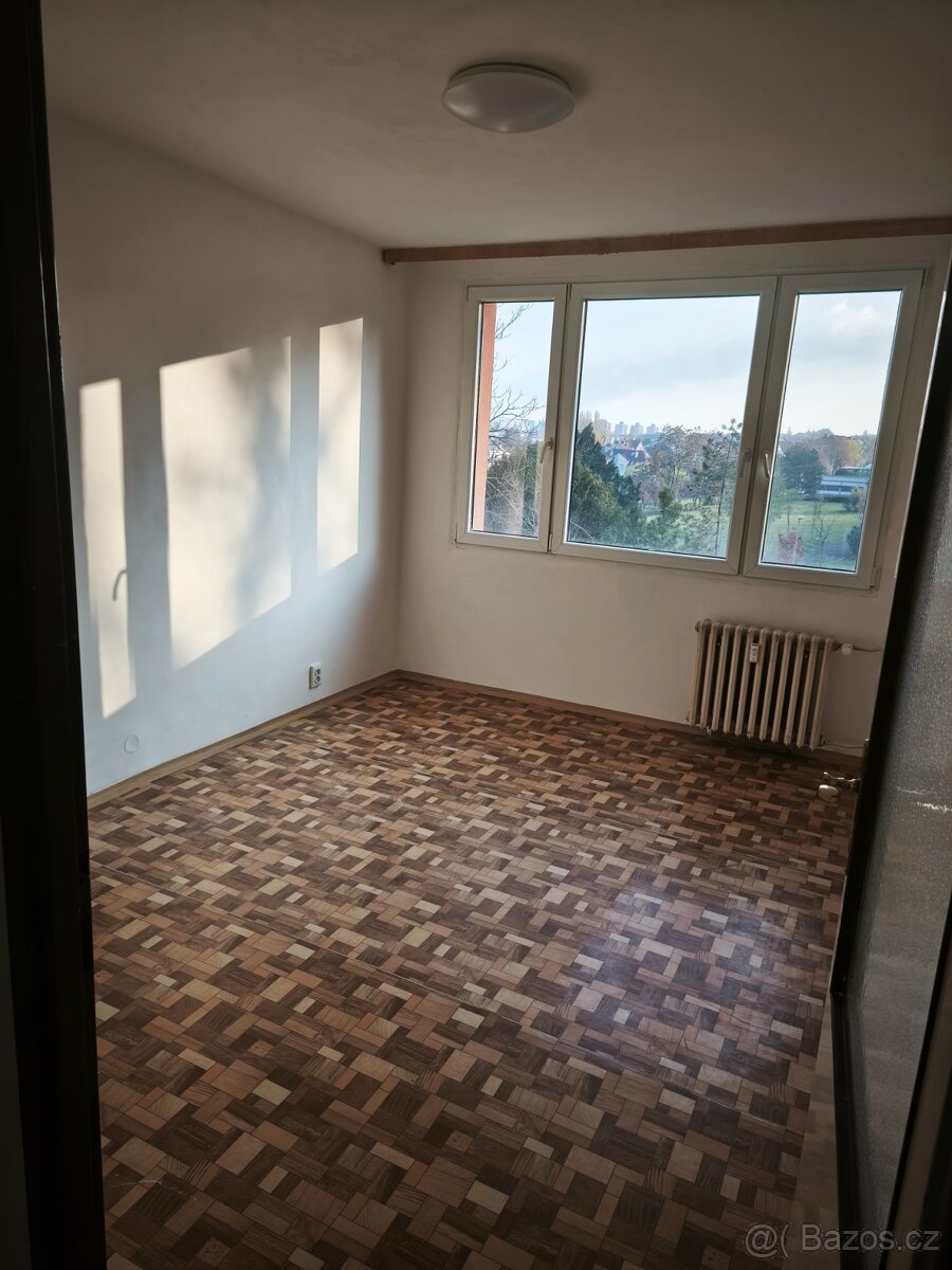 Pronajmu byt 4+1v Mostě - 2