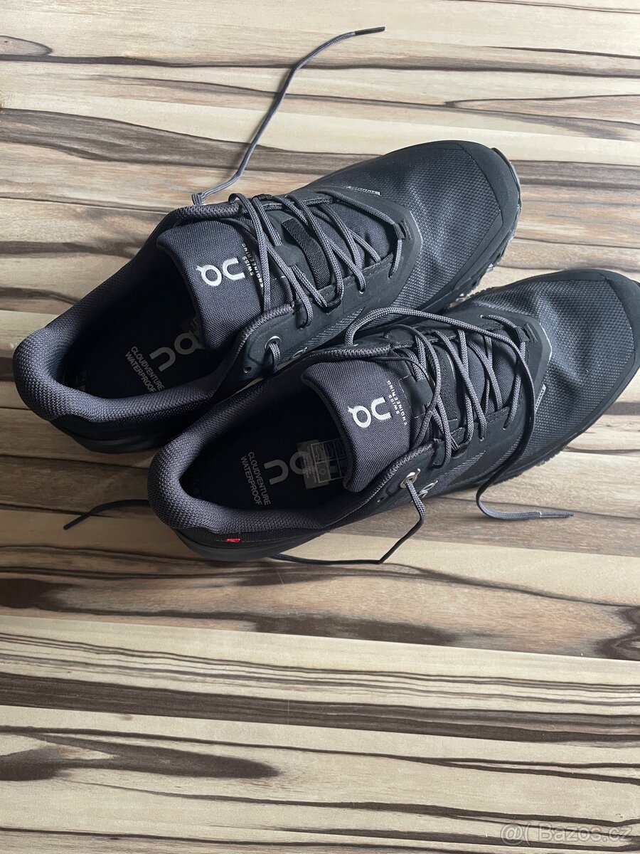 Dámské boty ON cloudventure nove velikost us 10/eu 42 - 2