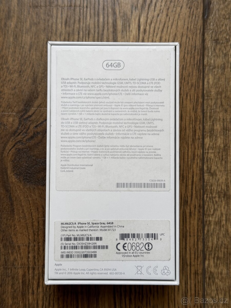 iPhone SE 64 GB + prislusenstvi - 2