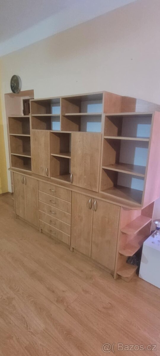 Velká dřevěná obývací úložná sestava - 2
