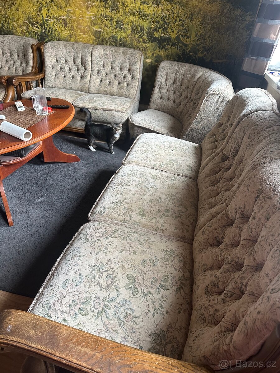 Holandsky nabytek- gauc +kreslo+ taburet - 2