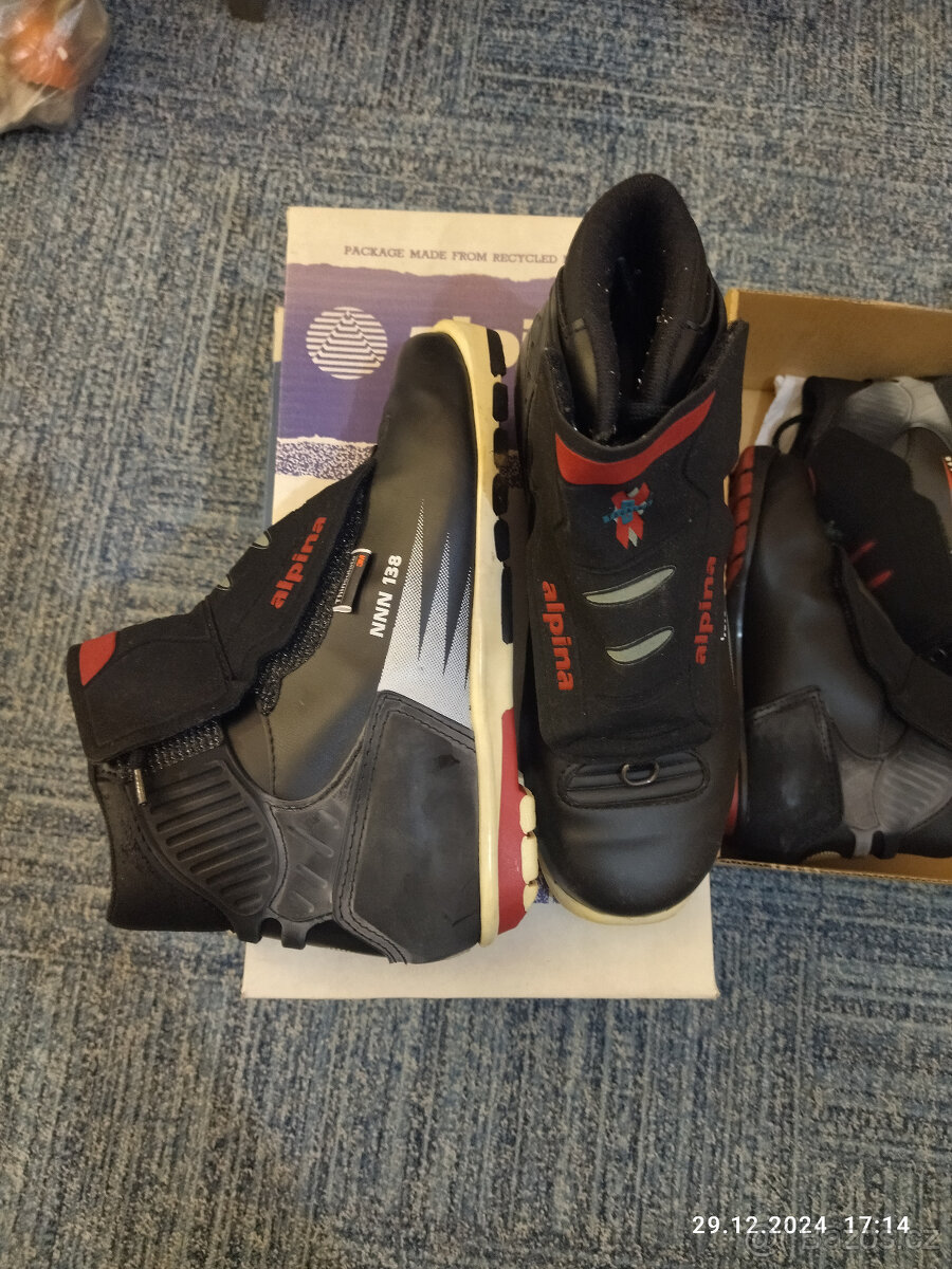 Boty na běžky zn. Alpina vel. 38 - 2