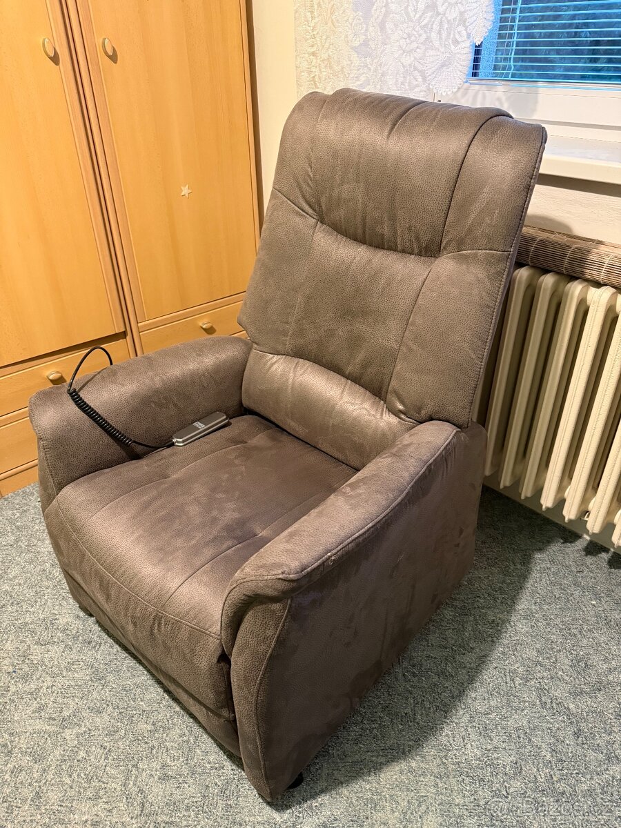 Polohovací křeslo - 2