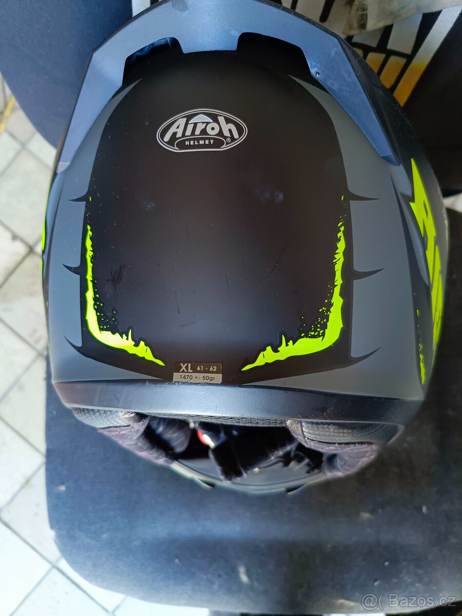 Přilba Airoh vel. XL - 2