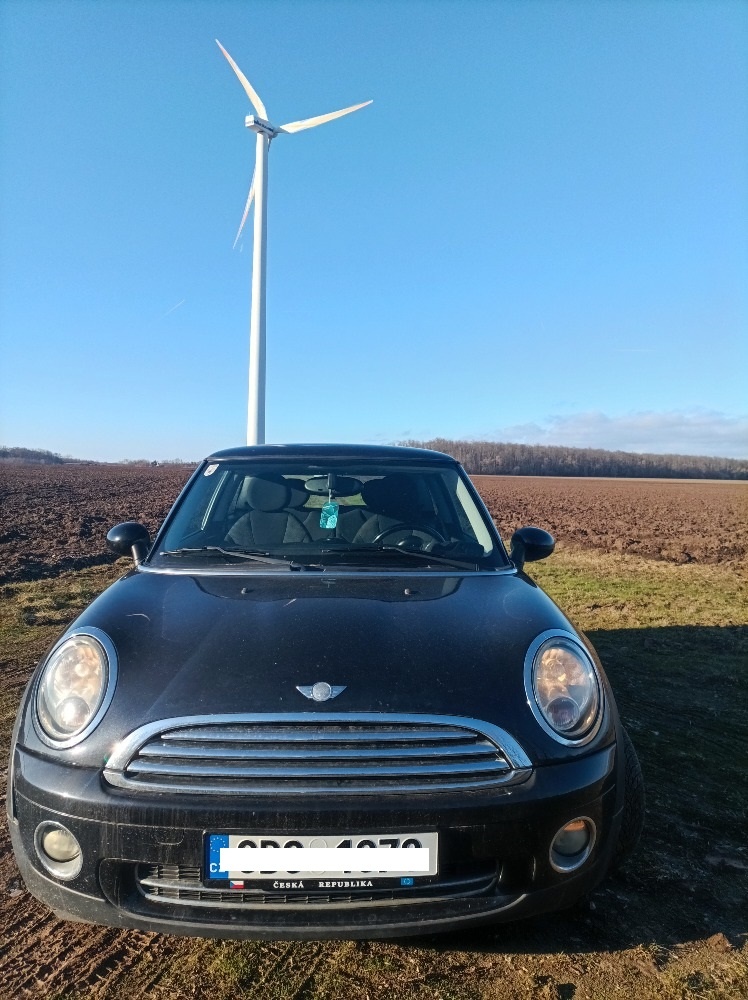 Mini Cooper One 1.4 70KW,serviska,1 majitel - 2