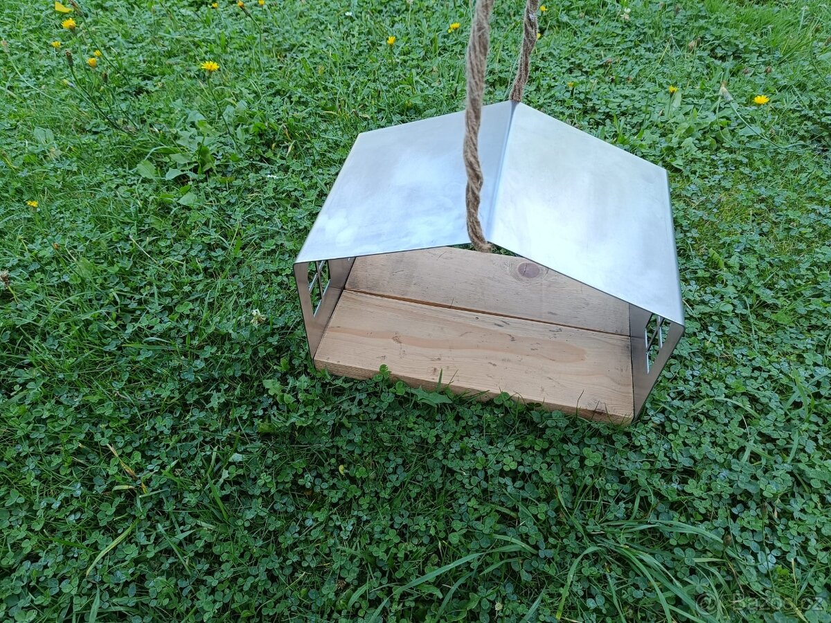 Krmítko pro ptáky stříbrné - 2