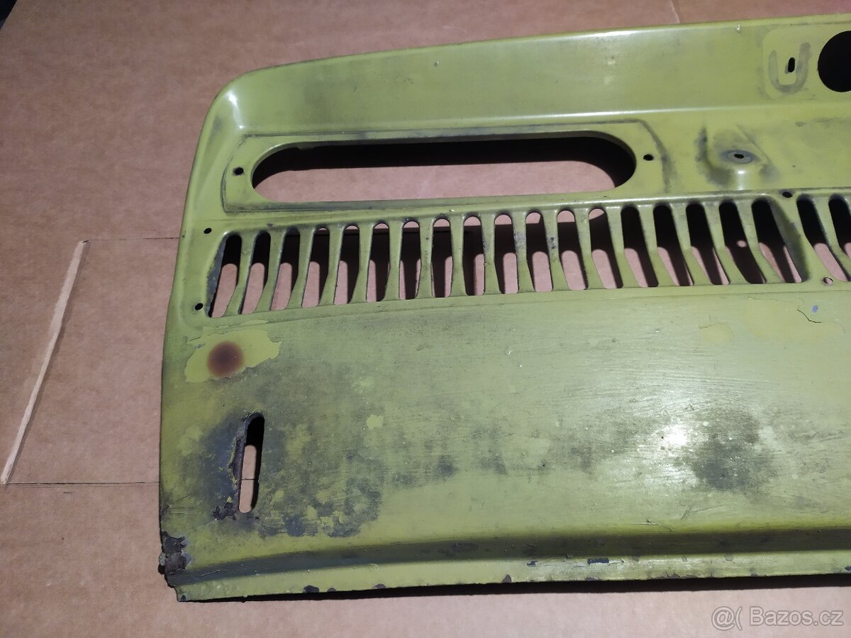 Zadní čelo Škoda 100 - 2