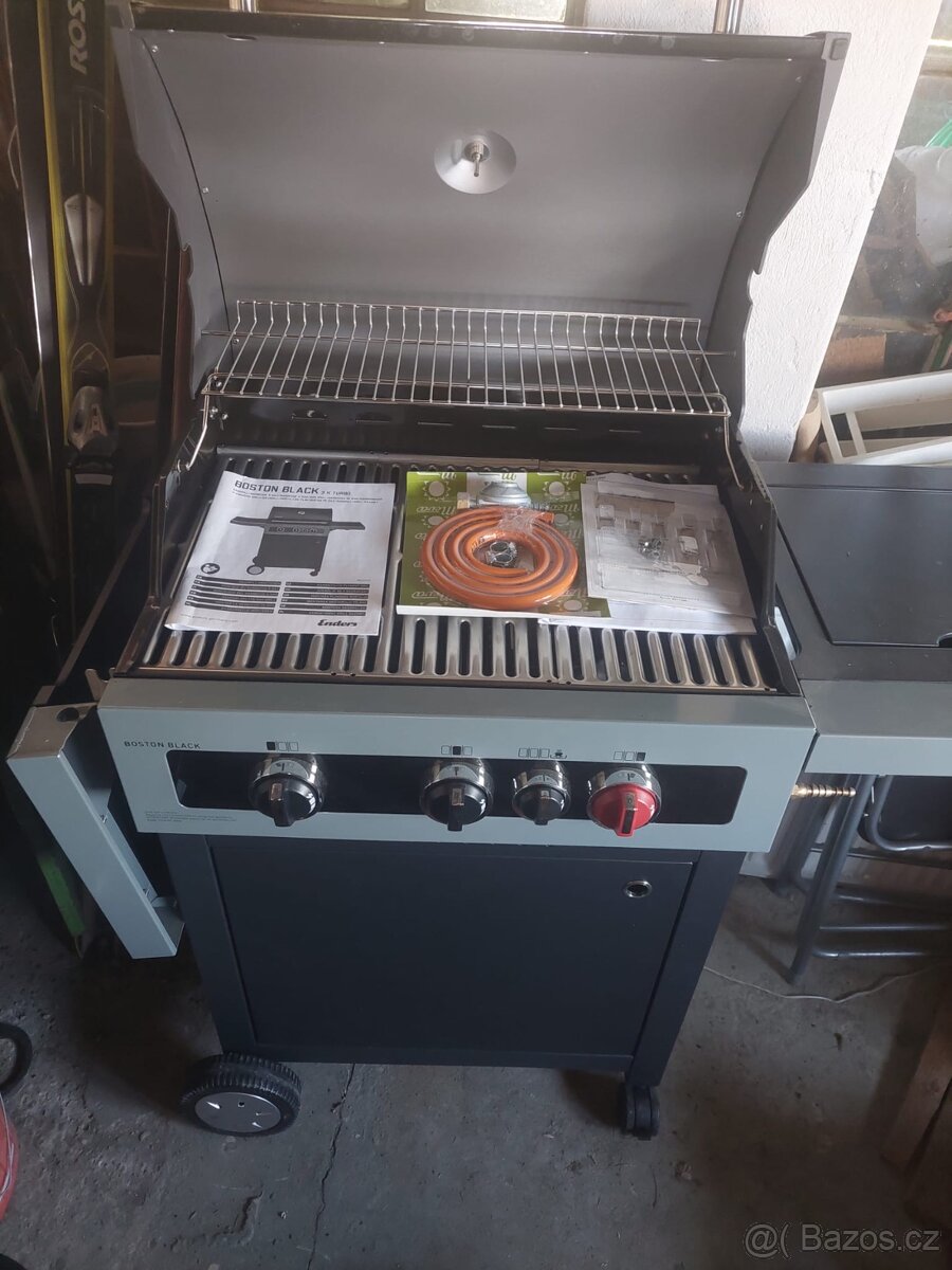 Nový zahradní gril - 2